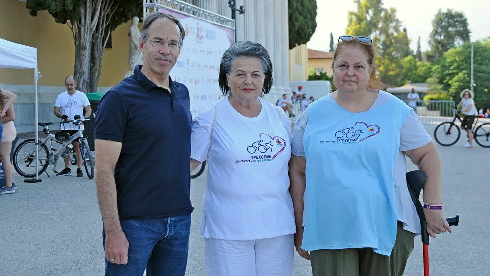 Εθελοντισμός και αθλητισμός «έτρεξαν και έκαναν ποδήλατο» πιο γρήγορα από τον καρκίνο (Pics) runbeat.gr